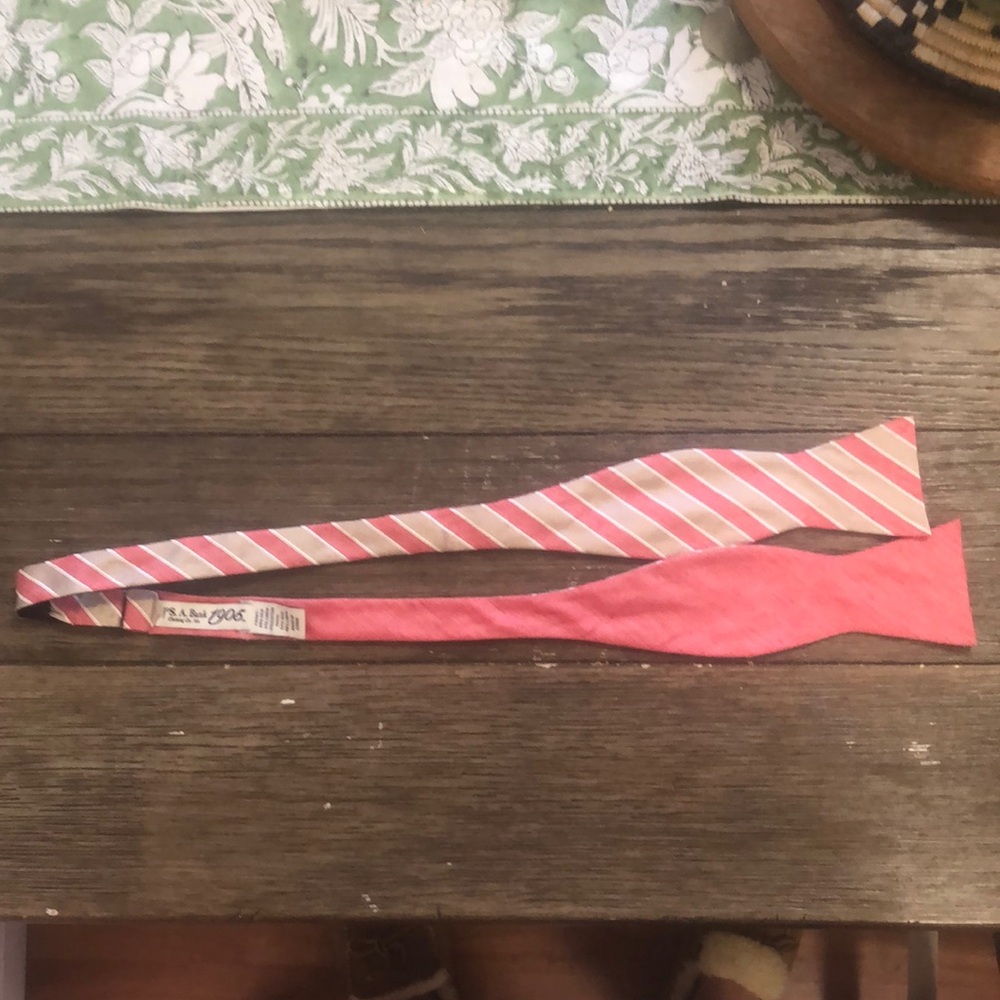 Pink & Gold striped bowtie